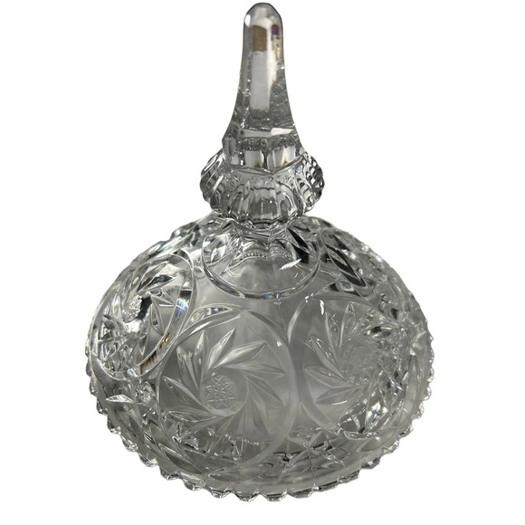 Beautiful Vintage Glass Candy Dish with Legs 6" wide - Picture 3 of 6